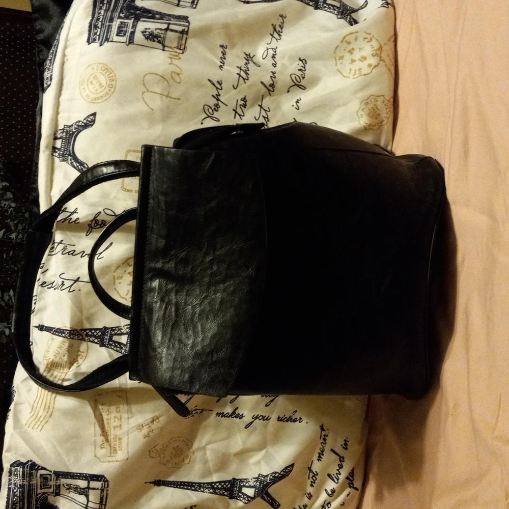 EUC Sharp Faux Leather Purse Adj Shoulder & Buckled Backpack Straps + Handle Blk